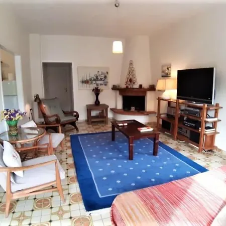 Castello House Daire Patras